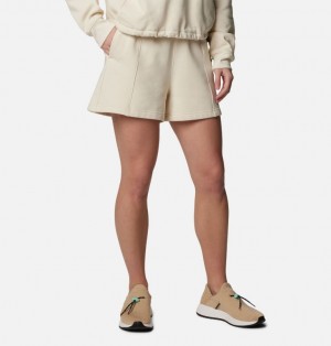 Columbia Lodge™ Women Shorts White | 37677396